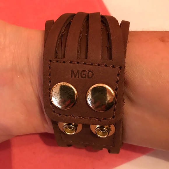 MGD Leather Cuff - Picture 5 of 6